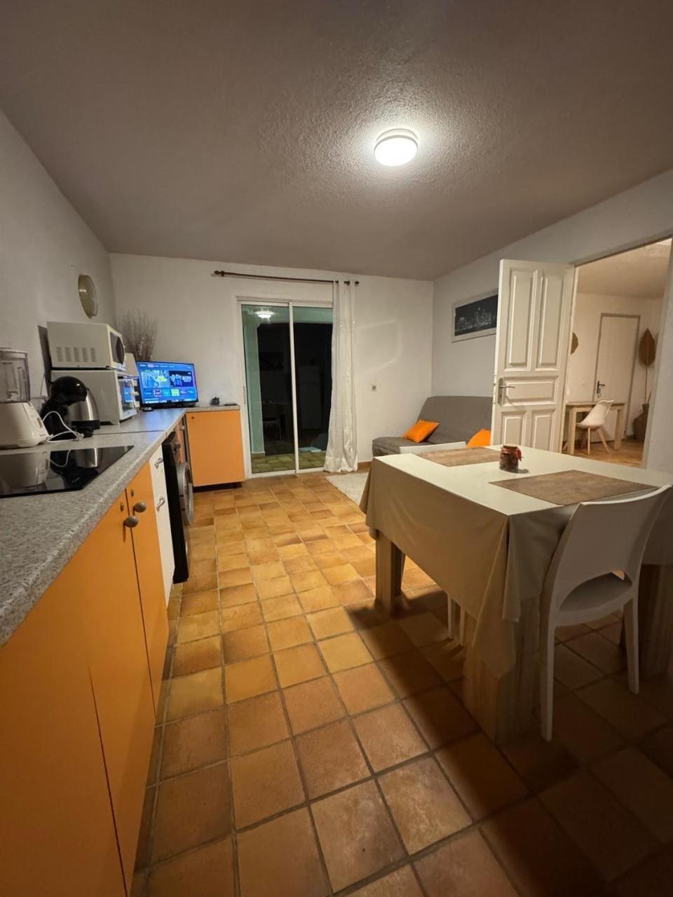 Villa Fleurie Льо Мул Екстериор снимка